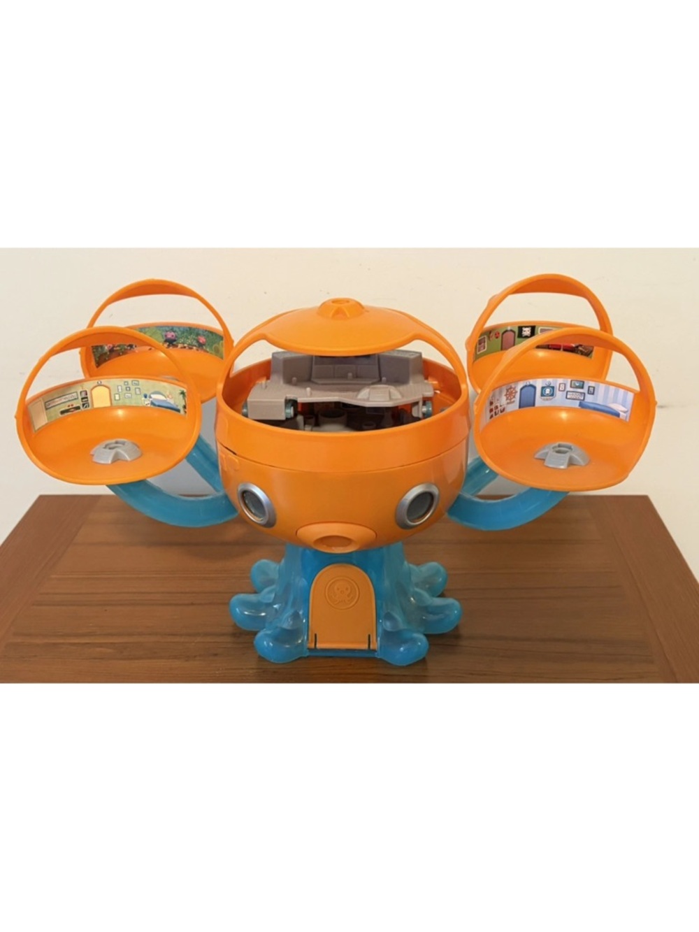 Mattel Octonauts Octopod Castle (WORKS), Gup A Submarine Vehicle and 7 Figures - Picture 3 of 15
